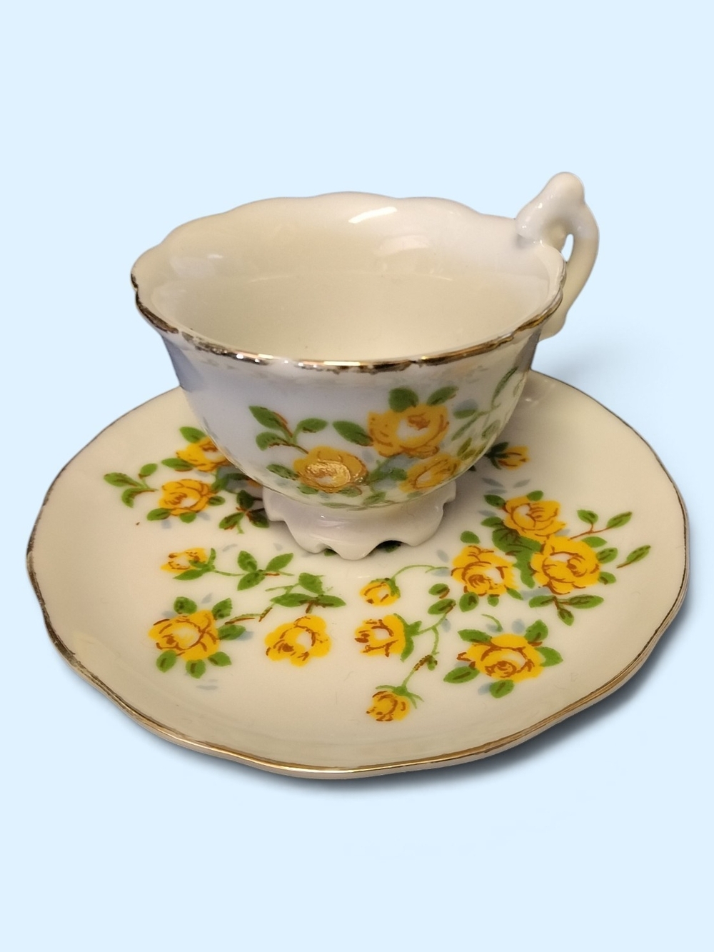 Enesco White Teacup and Saucer with Yellow Rose Pattern and Gold Trim Guc